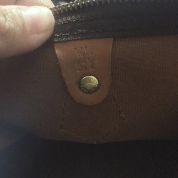 Authentic Louis Vuitton speedy 40 - Picture 6 of 6